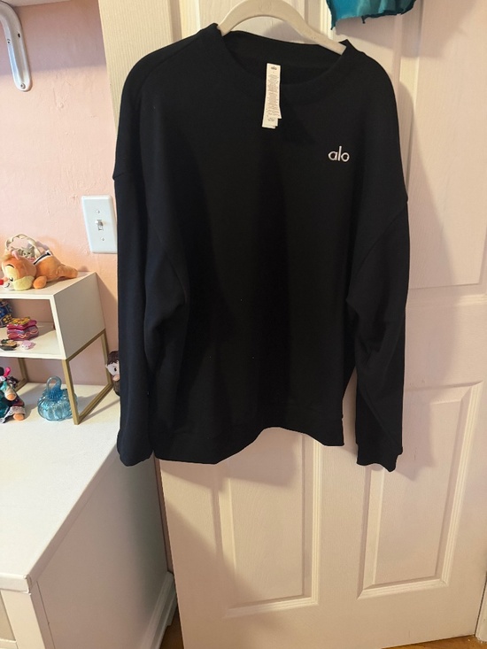 ALO Yoga Tops - Alo Yoga Accolade Crew Neck Pullover Black NWOT